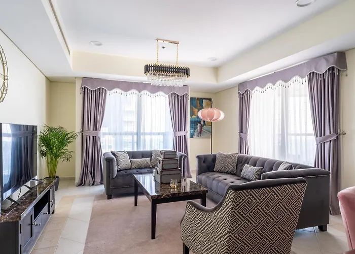 Veer Apartments - 82Nd Floor Princess Tower - Palm View